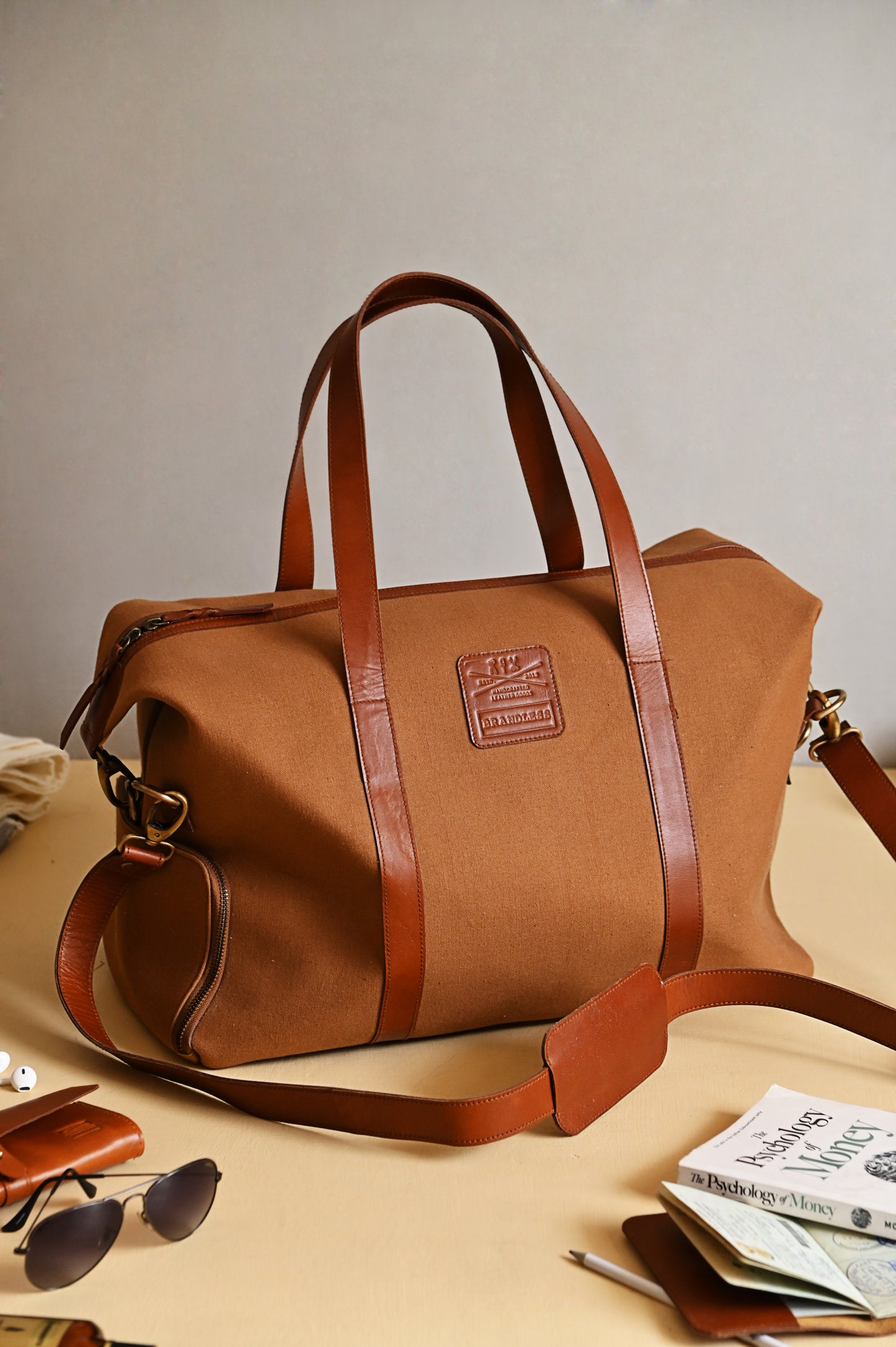 Discoverer Duffel Bag - Khaki & Brown