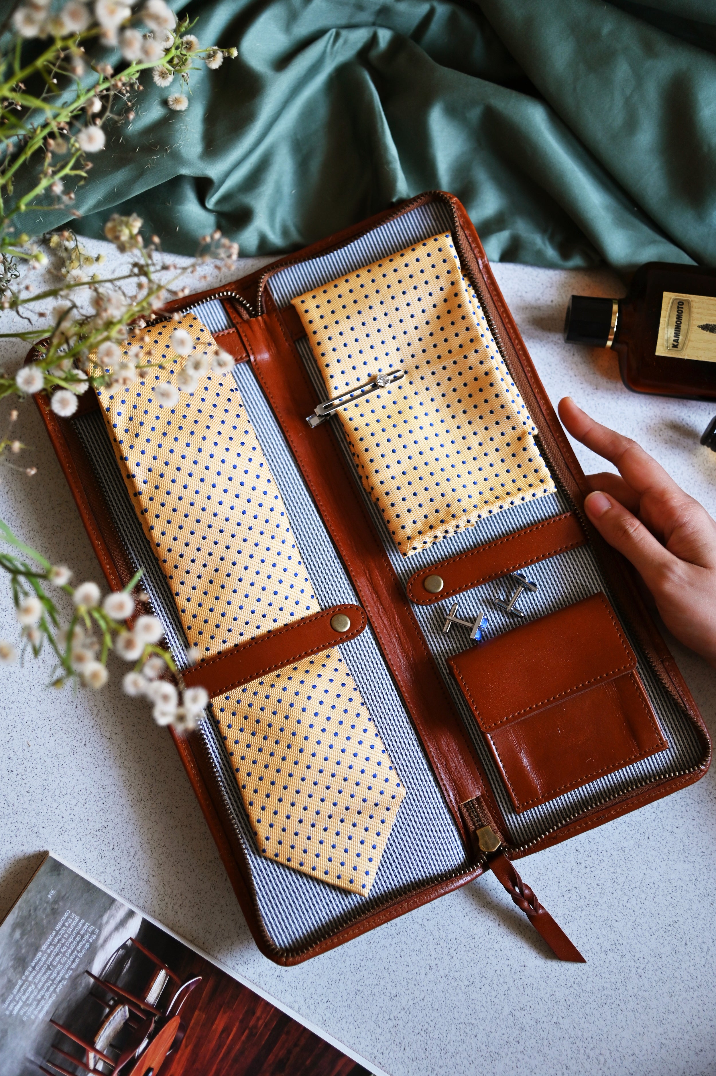 mens tie rack