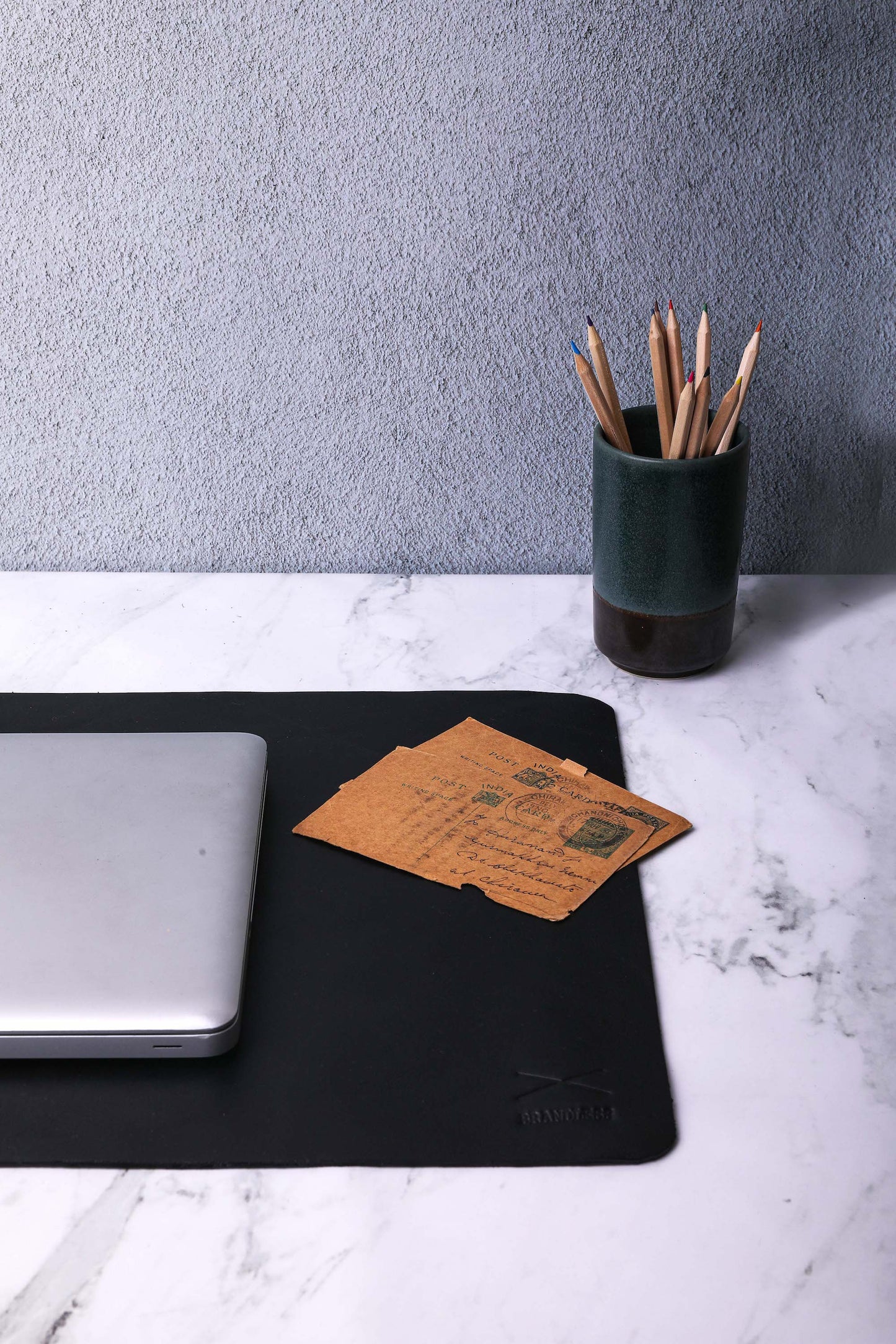 HOME ACCESSORIES OFFICE DESK ACCESSORIES LEATHER GOODS DESK BLOTTER MAT HANDCRAFTED Made in India