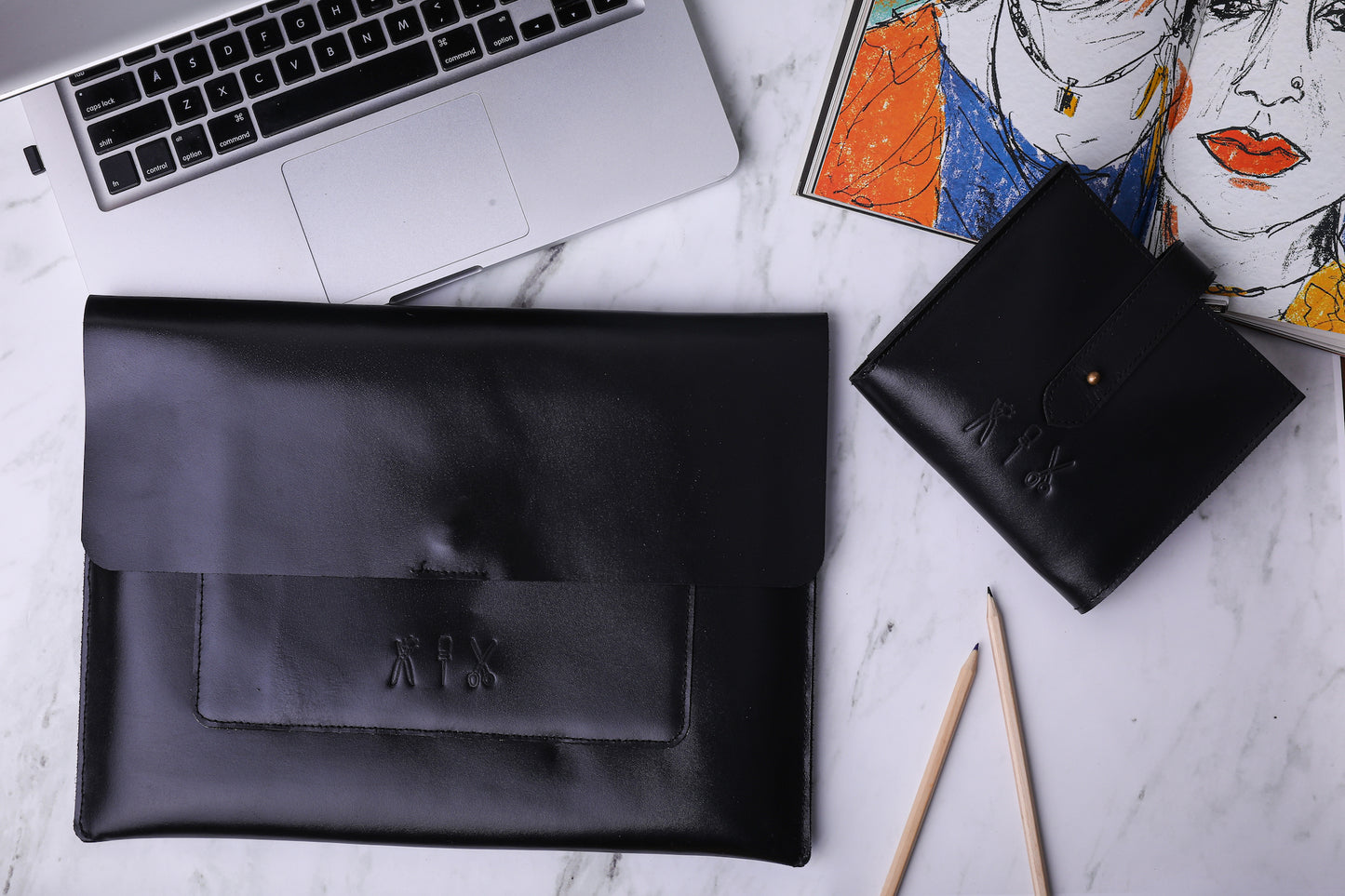 gift set leather organiser laptop sleeve charger case