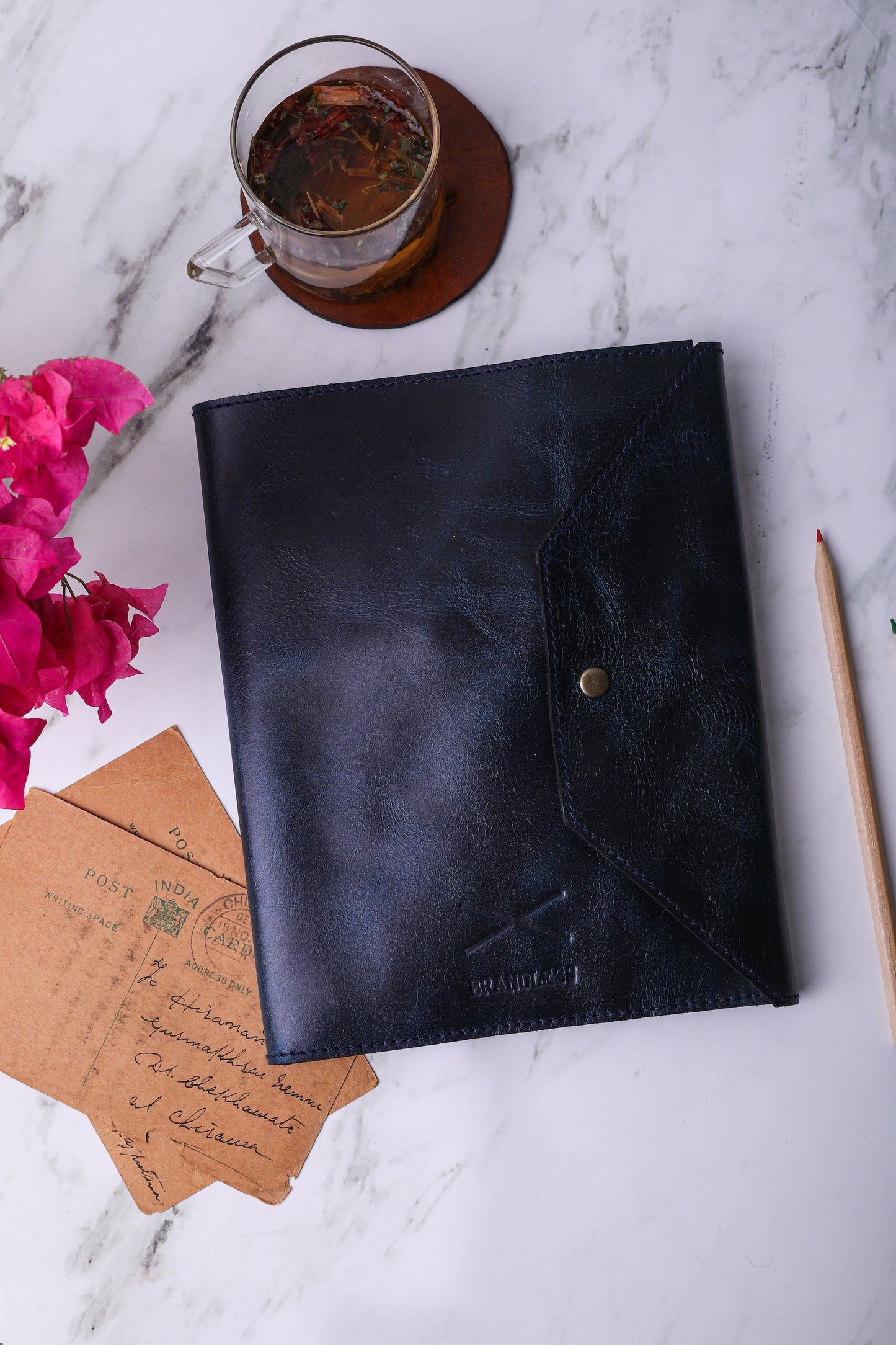 gift set leather organiser laptop sleeve key ring stationery leather journal