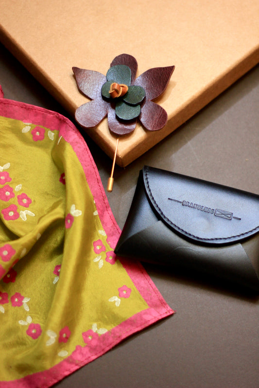 The Sartorial Edit Hamper