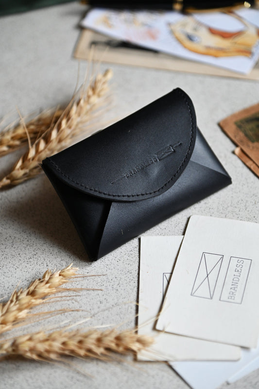 Essential Card Case- Black