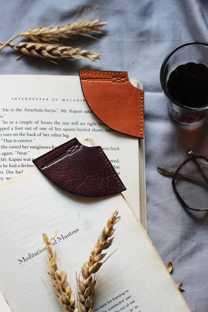 Corner Bookmark 2.0- Burgundy & Tan