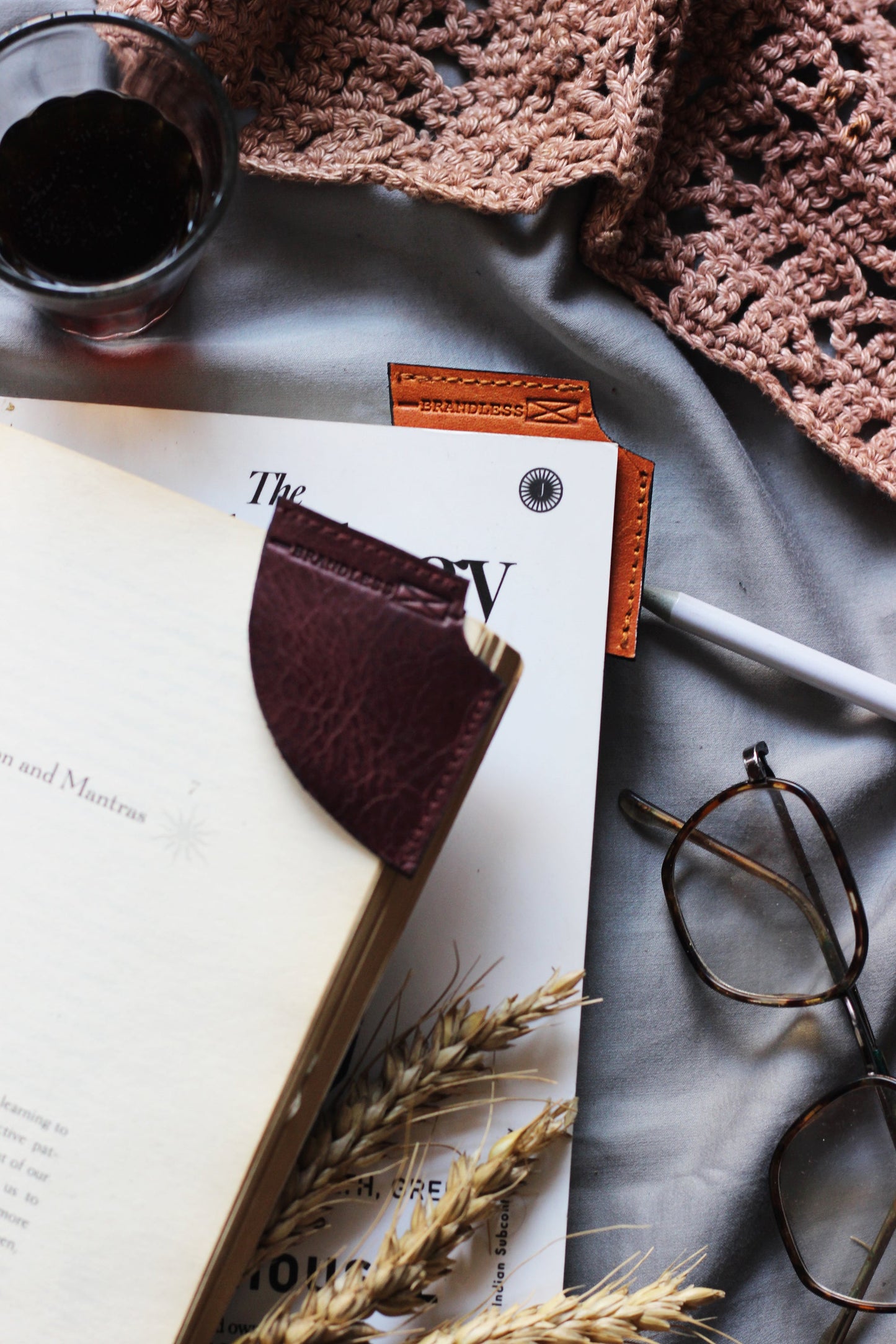 Corner Bookmark 2.0- Burgundy & Tan