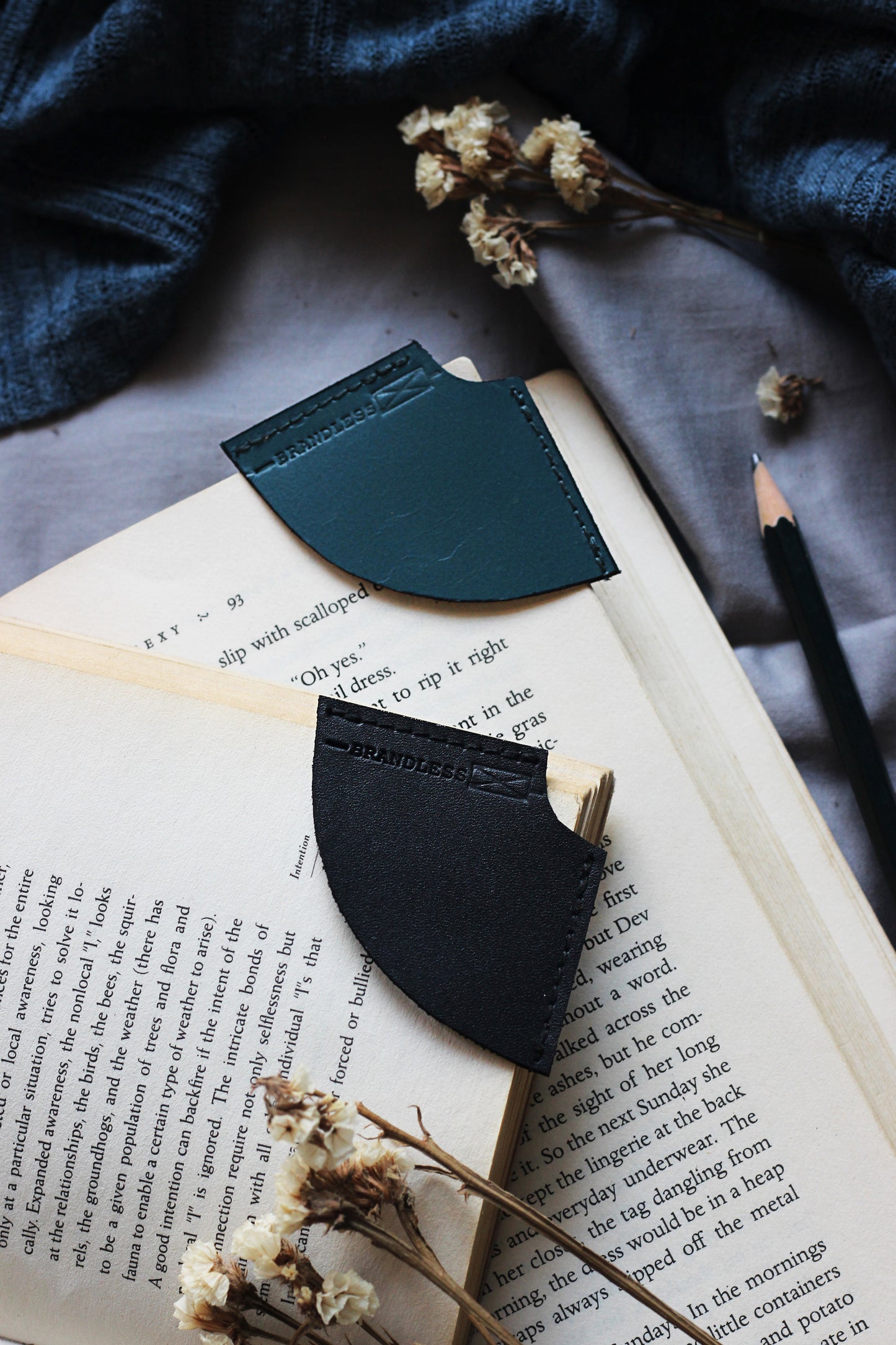 Corner Bookmark 2.0- Dark Green & Tan Brown