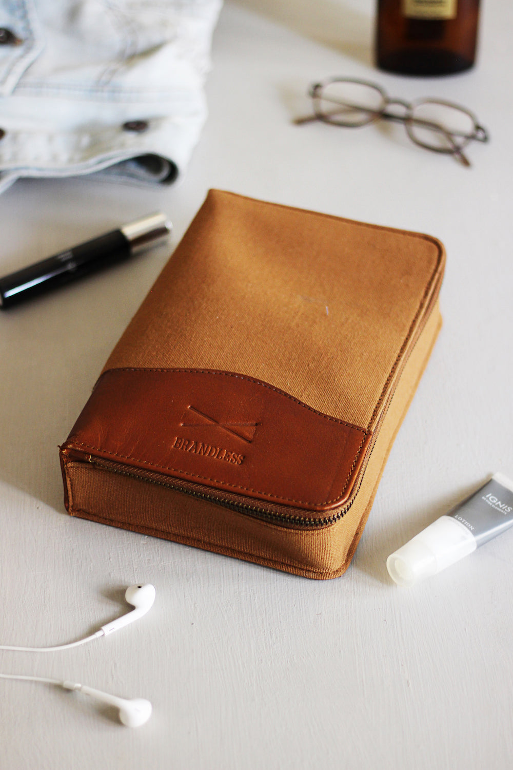 Shavers Kit - Khakhi & Tan