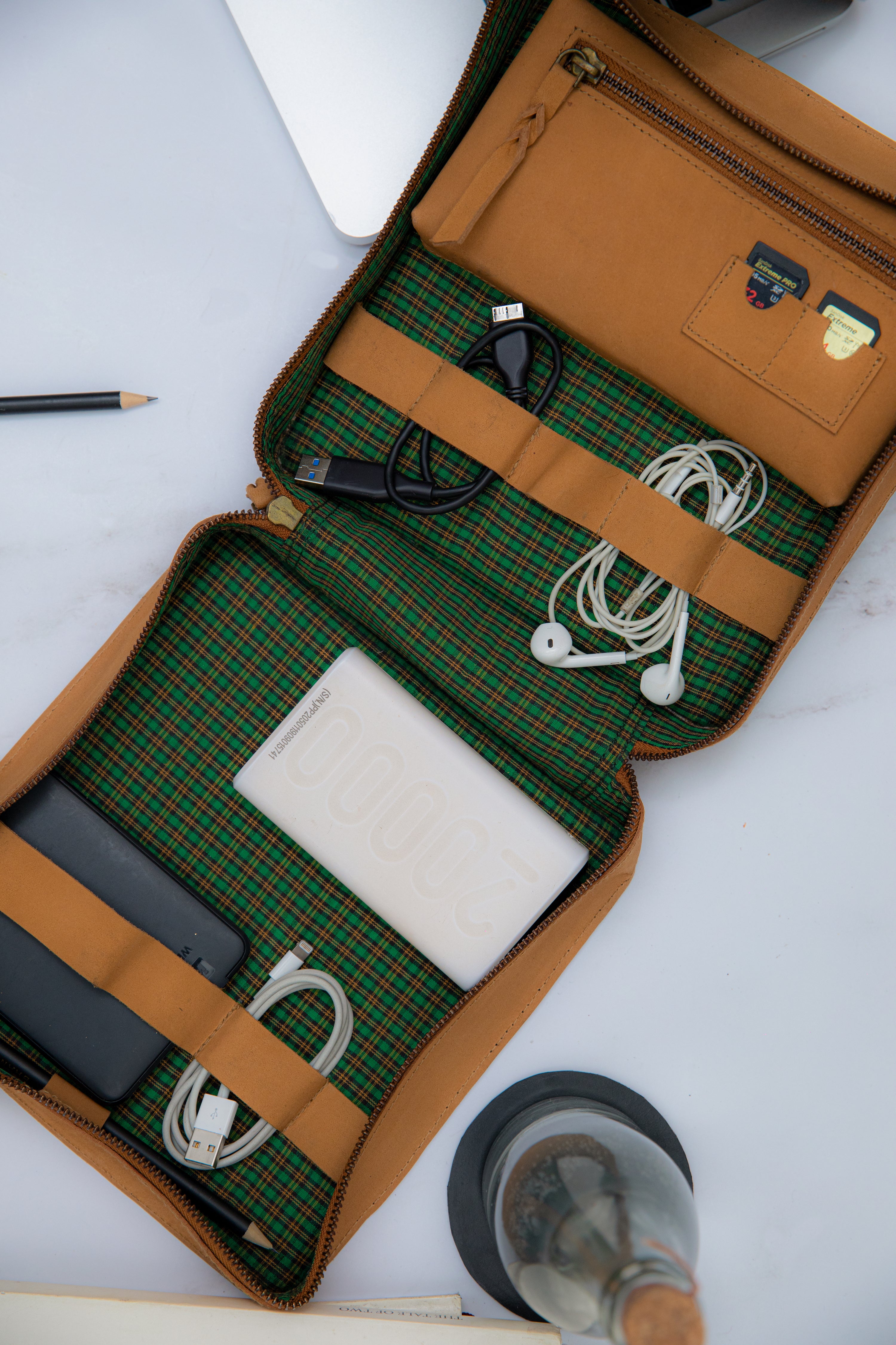 Tech Dopp Kit - Kora – Brandless