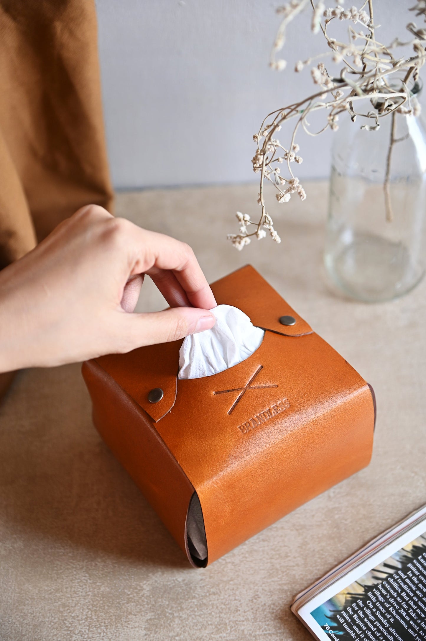 Tissue Case- Tan