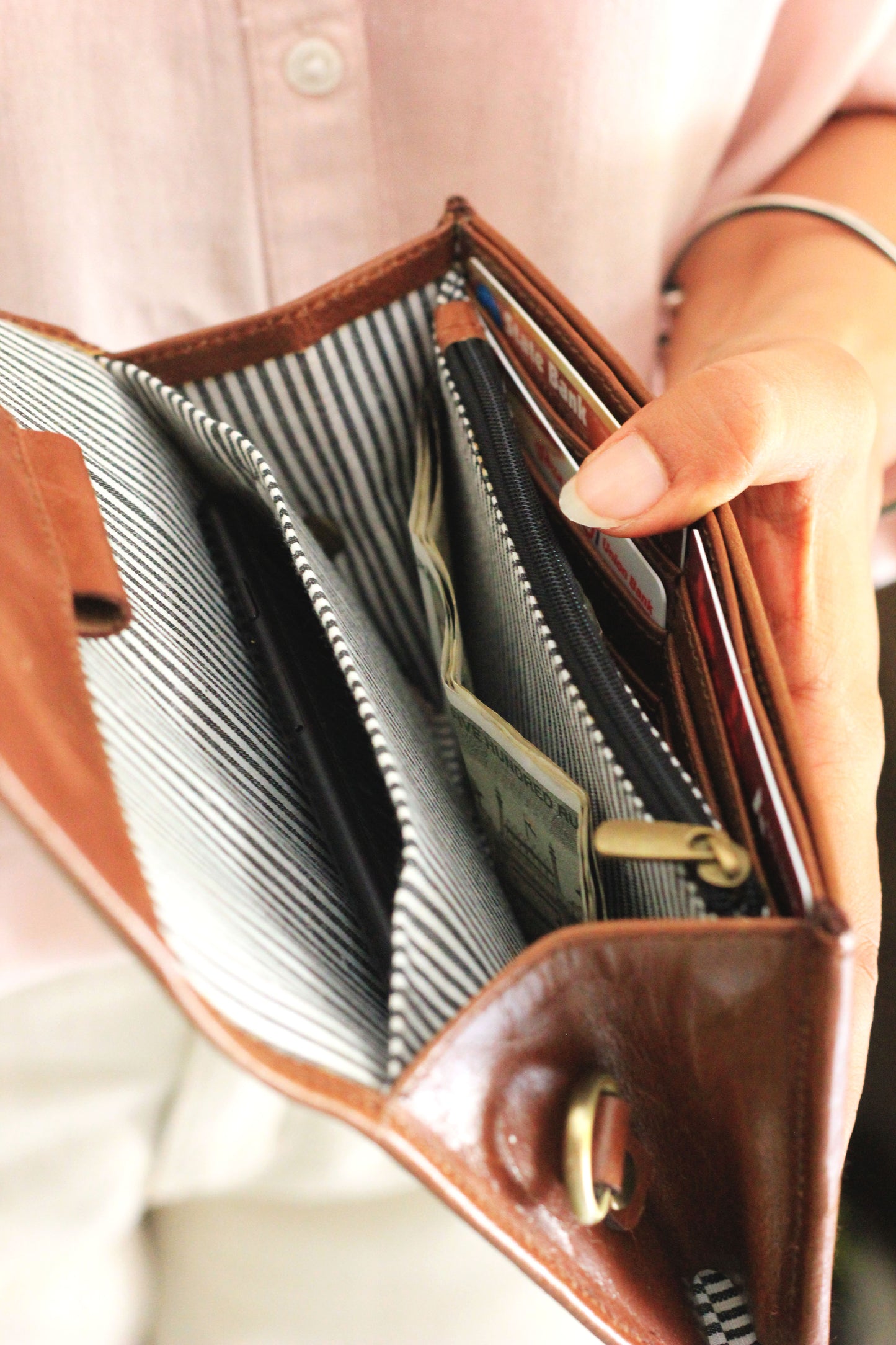 Elementary Mobile Sling Wallet - Brown