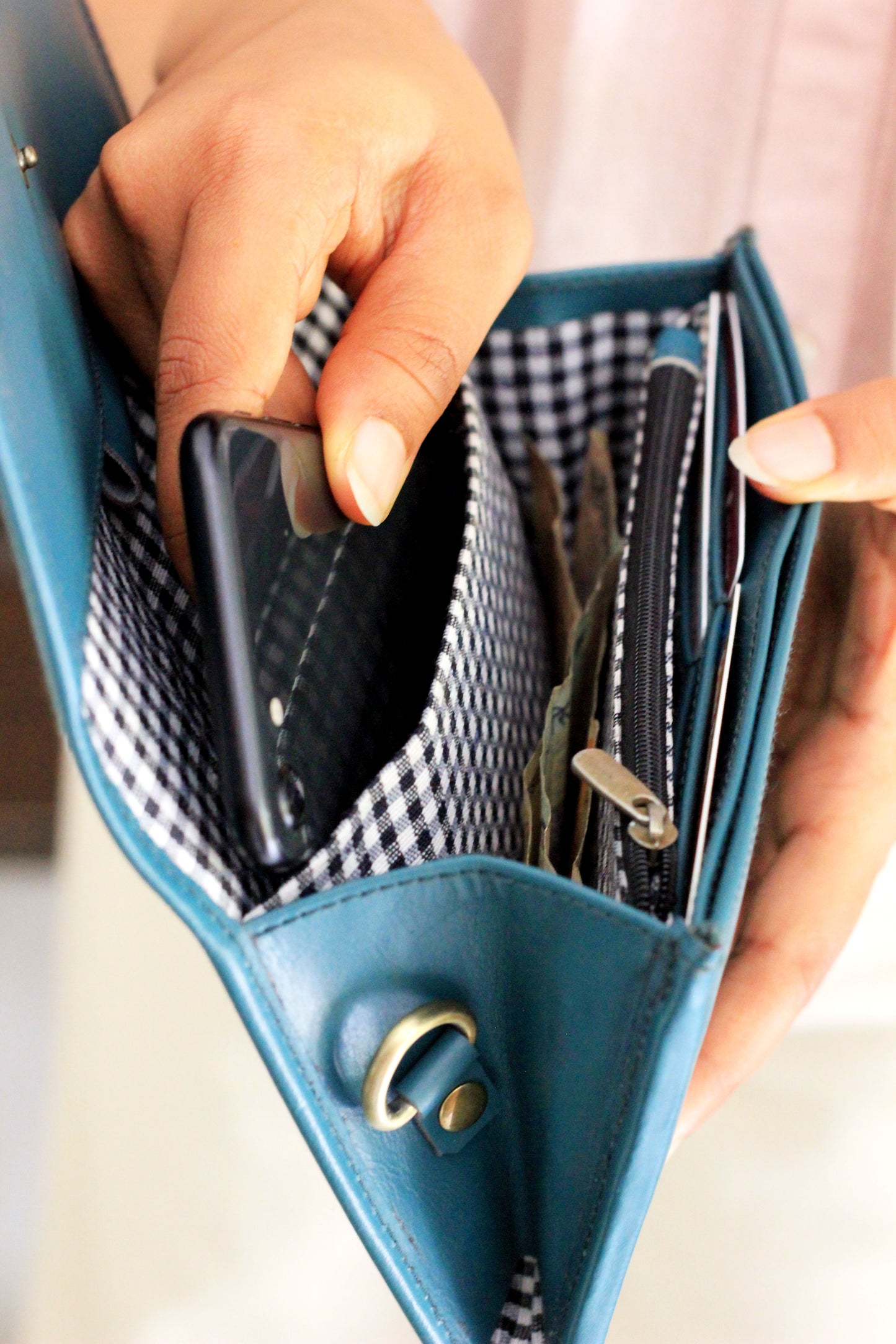 Elementary Mobile Sling Wallet - Brown