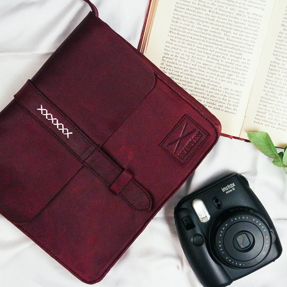 cross body messenger leather bag